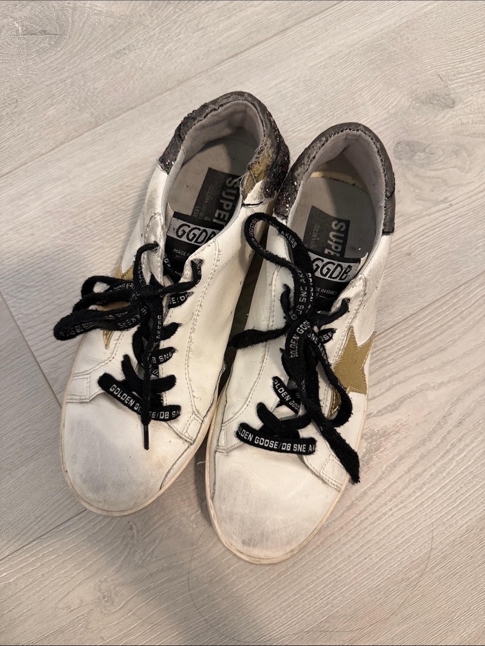 Golden Goose White Leather Sneakers with Gold Star and Black Laces